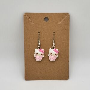 Hello Kitty Dangle Earrings NEW